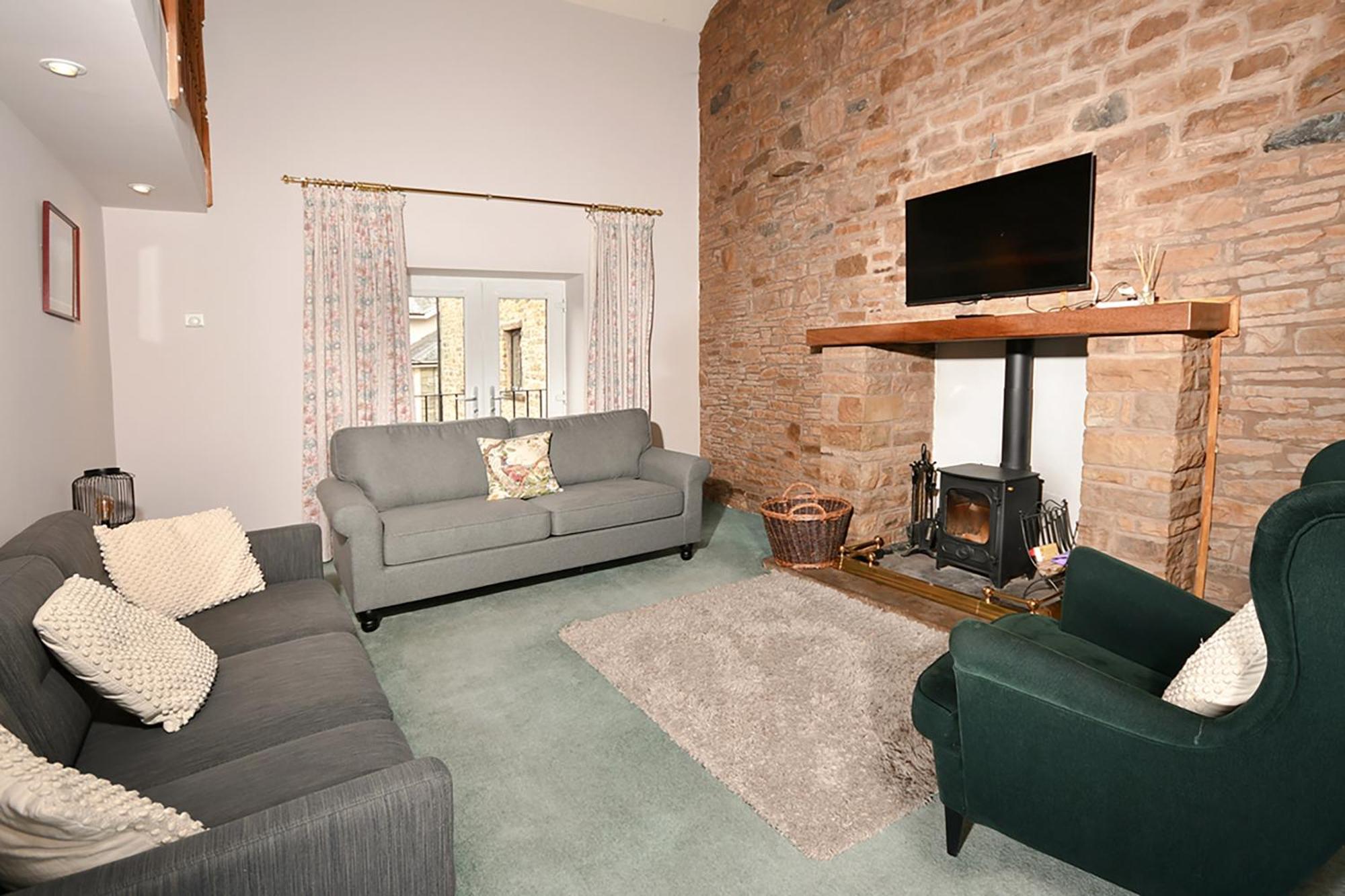 Holiday home Poppythorn At Lovelady Shield With Hot Tub *